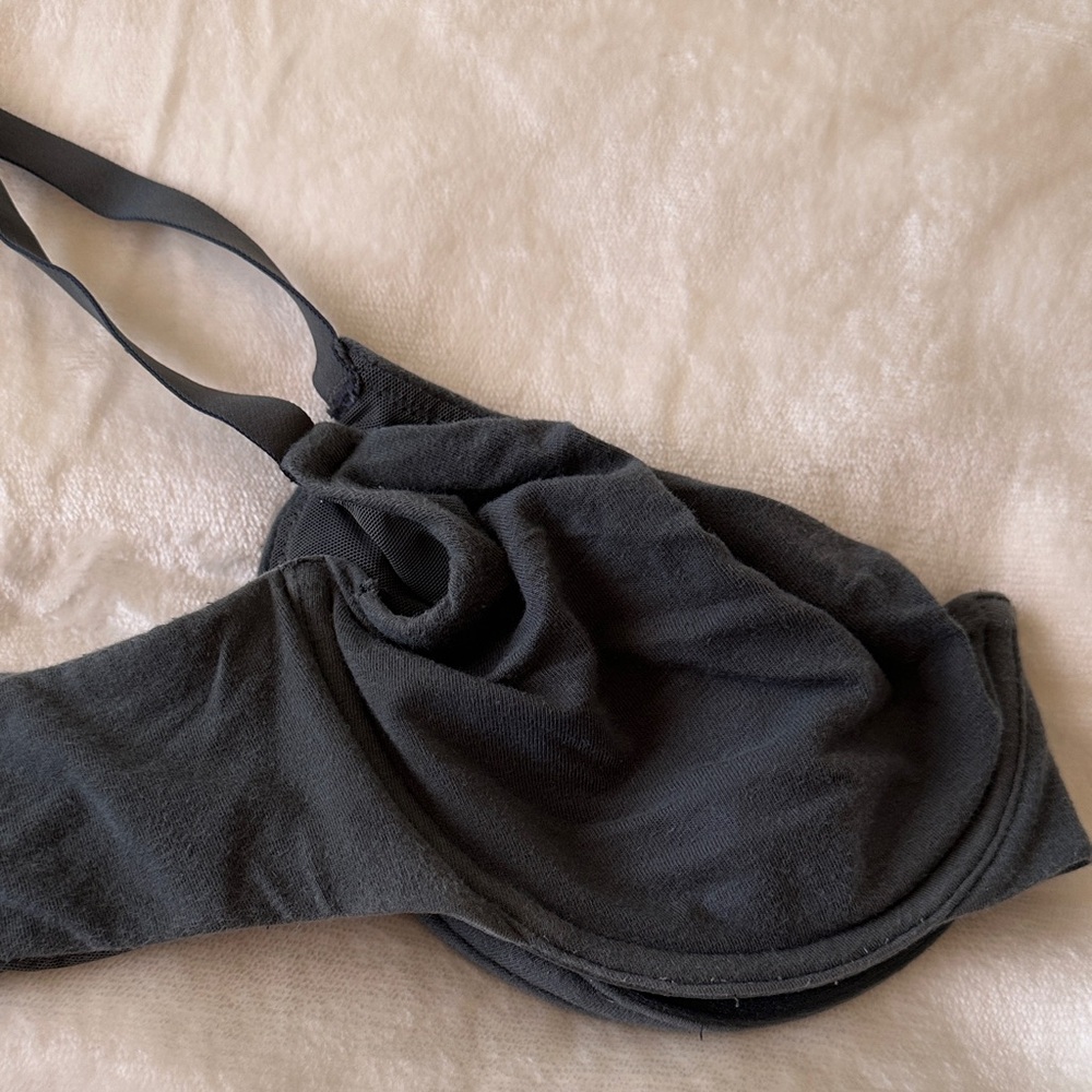 Skims Lightly Lined Underwire Bra - Picture 8 of 10